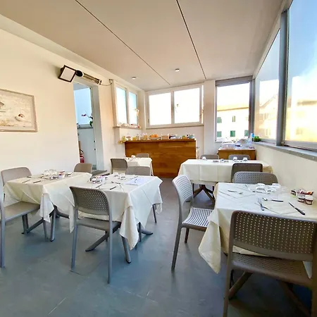 Nautilus Design 3* Follonica