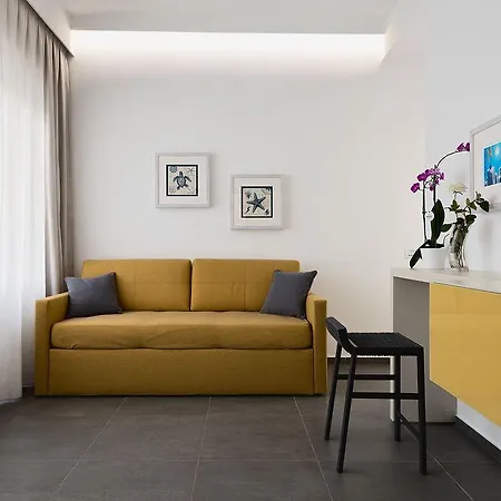 Bed & Breakfast Nautilus Design 4*