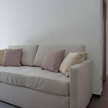 Nautilus Design 4* 폴로니카