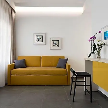 B&B Nautilus Design 4*