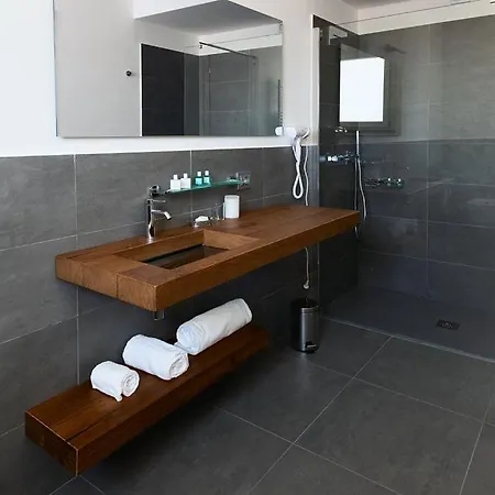 Nautilus Design Bed & Breakfast