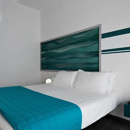 Nautilus Design Bed & Breakfast